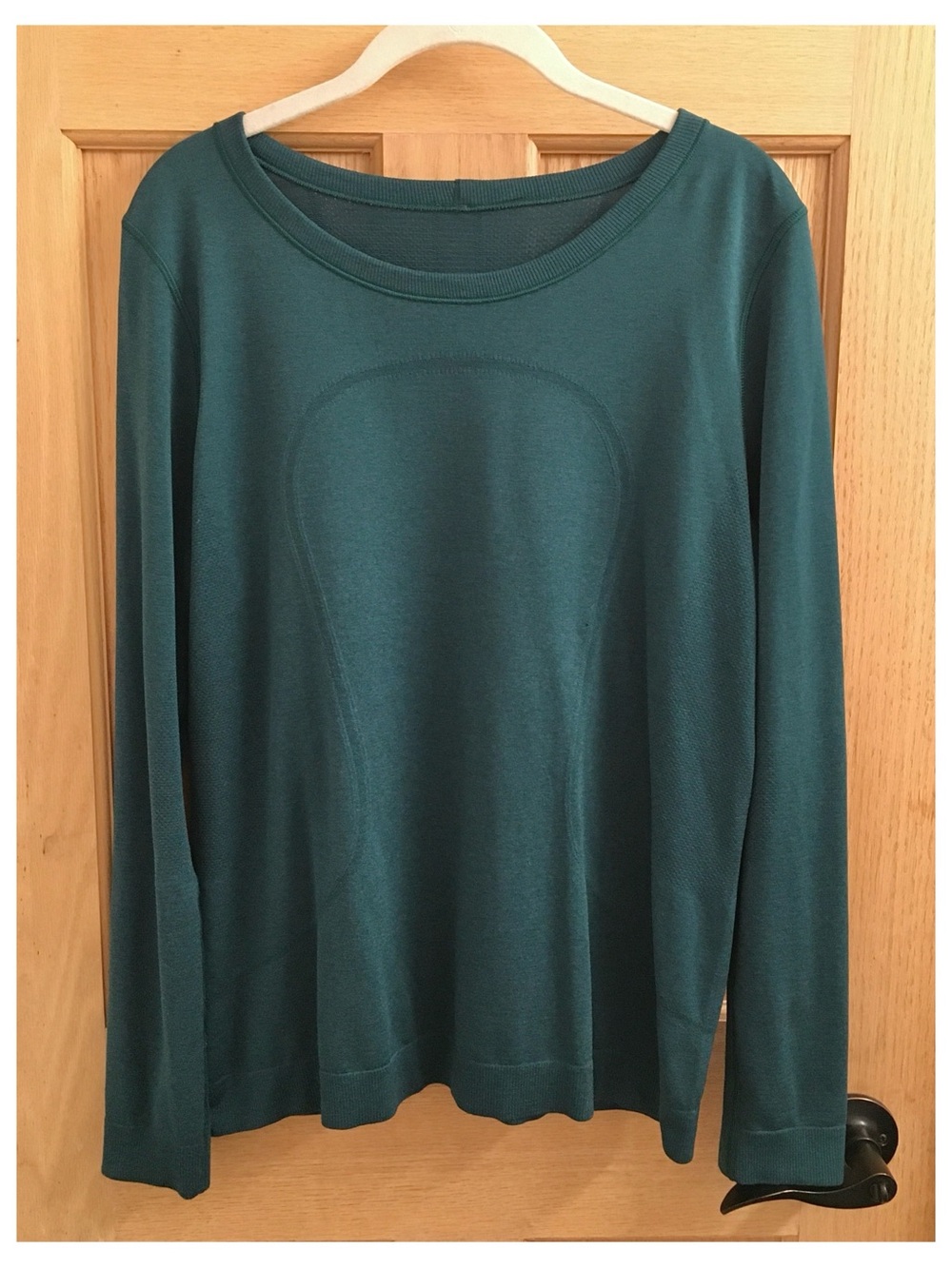 Lululemon Long Sleeve Scoop Neck Women's Top in Teal